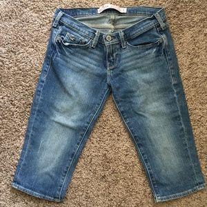 Hollister California Bermuda women’s jean shorts 0